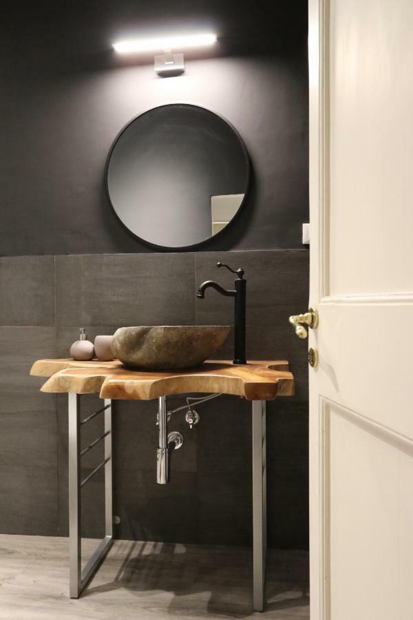 Lovely Apt Really Downtown - Free Private Parking Included! - Génova Exterior foto