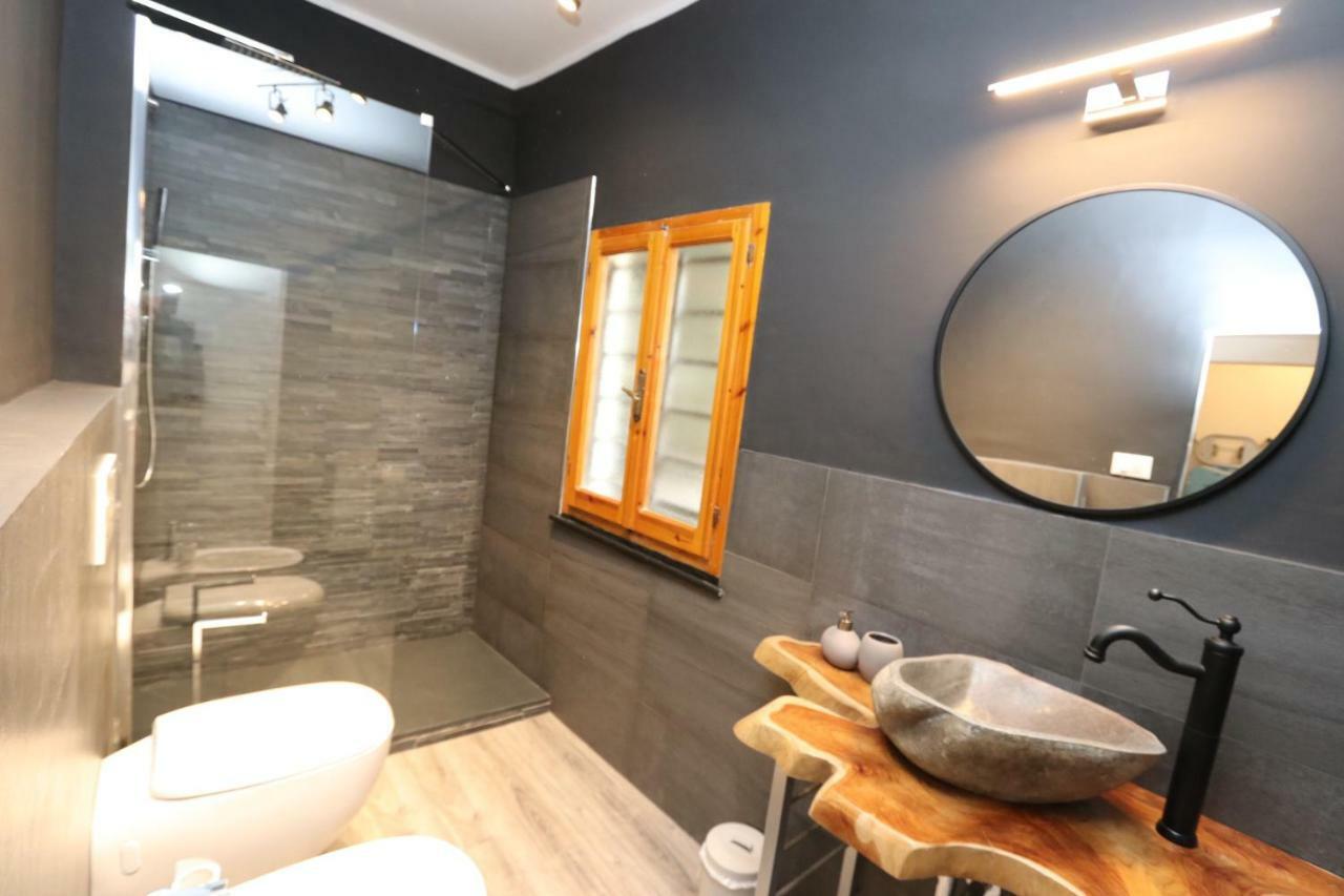 Lovely Apt Really Downtown - Free Private Parking Included! - Génova Exterior foto